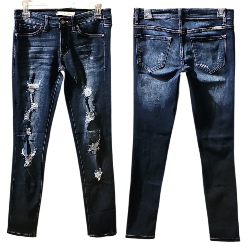 KanCan Distressed Patched Ankle/Skinny Blue Jeans. Women's Size: W5 26x29L.